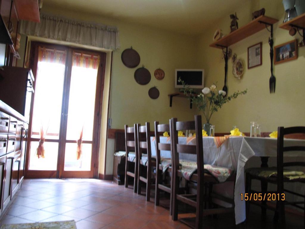 La Bella Casa Del Cuoco Hotel Кампи Бизенцио Стая снимка