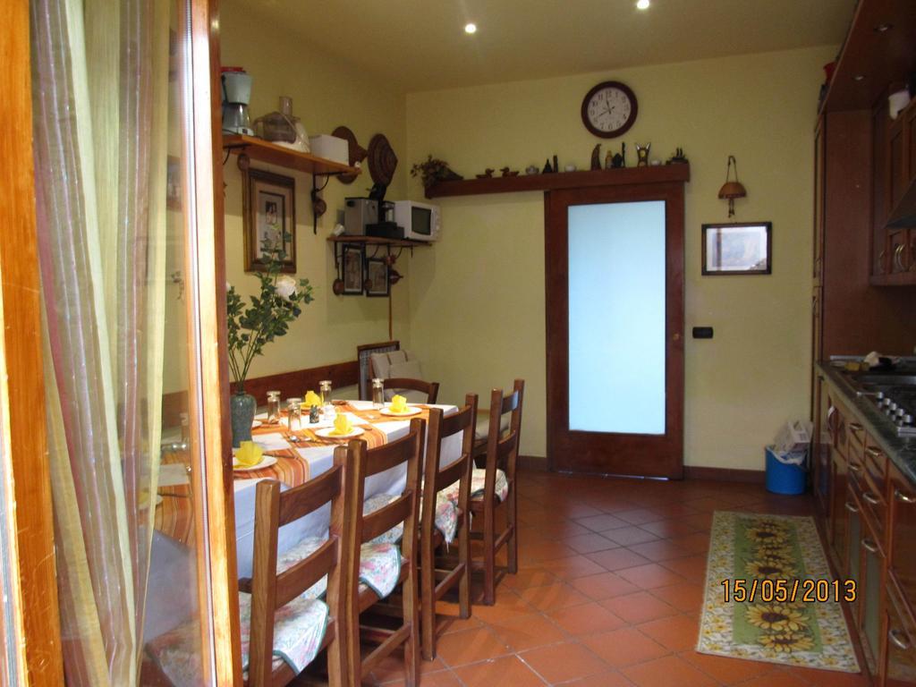 La Bella Casa Del Cuoco Hotel Кампи Бизенцио Стая снимка